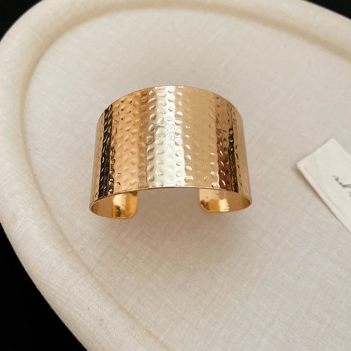 68# Bracelet-Golden-Spots