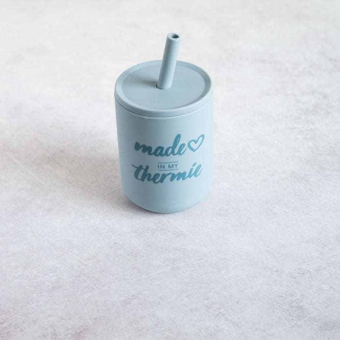 Child sippy cup made from silicone
