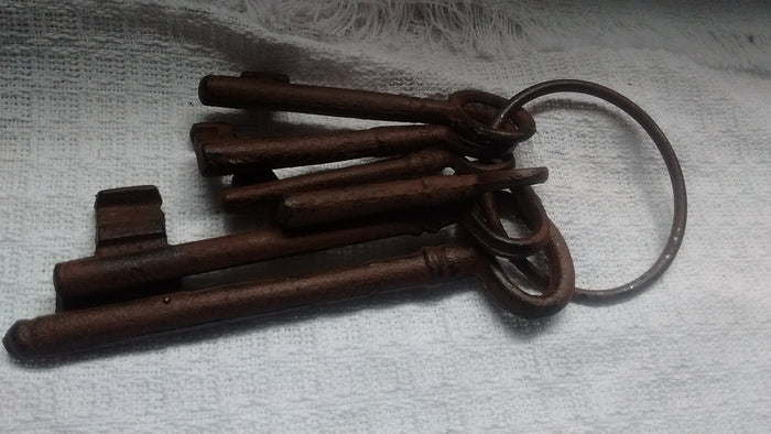 Cast Iron  -  Jailer Keys Set of 6 - Olde Church Emporium