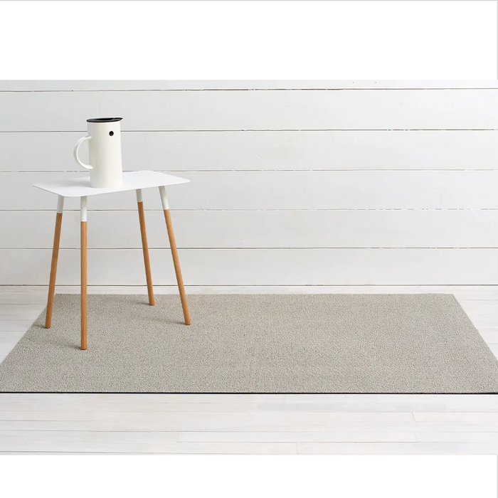 Chilewich Indoor Outdoor Shag Big Mat - Solid/ Rectangle / Silk / 36x60"