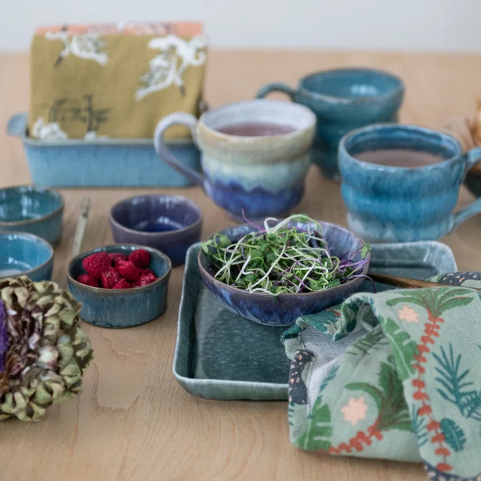 Creative Co-Op Stoneware Dish  Reactive Glaze / 4 Color Options