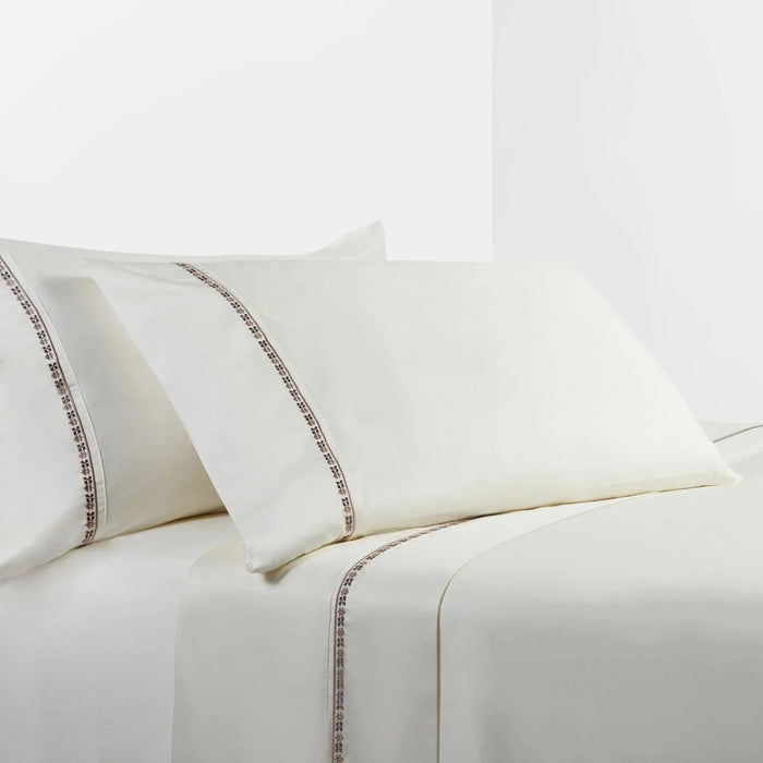 Embroidered Rustic Fair Isle Sheet Set