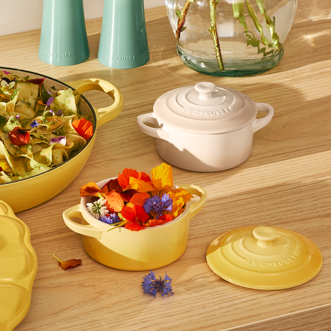Le Creuset 0.25L Mini Round Cocotte - Camomille