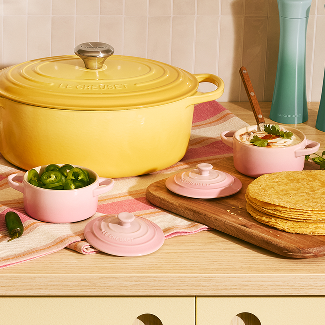 Le Creuset 0.25L Mini Round Cocotte - Shell Pink