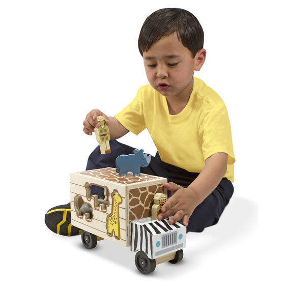 Melissa and Doug Animal Rescue Wooden 10 Piece Play Set Ages 2+