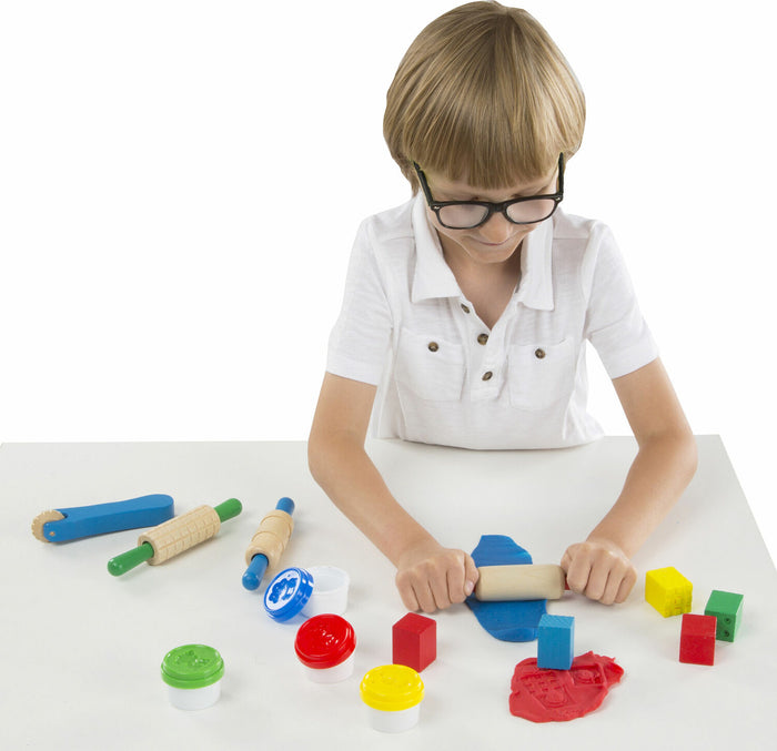 Melissa and Doug Shape, Model and Mold Molding Dough & Tools Kit Ages 3+ 000772001656