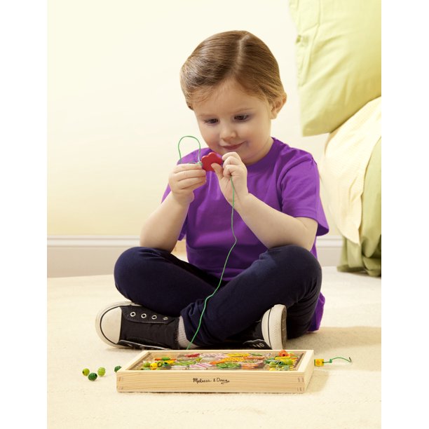 Melissa & Doug flower Power Wooden Bead Set With 150+ Beads and 5 Cords for Jewelry-Making