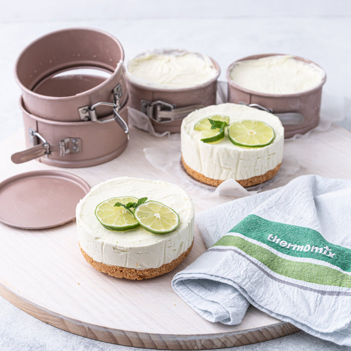 TheMix Shop Bakeware Mini Springform Cake Pans (Set of 4)