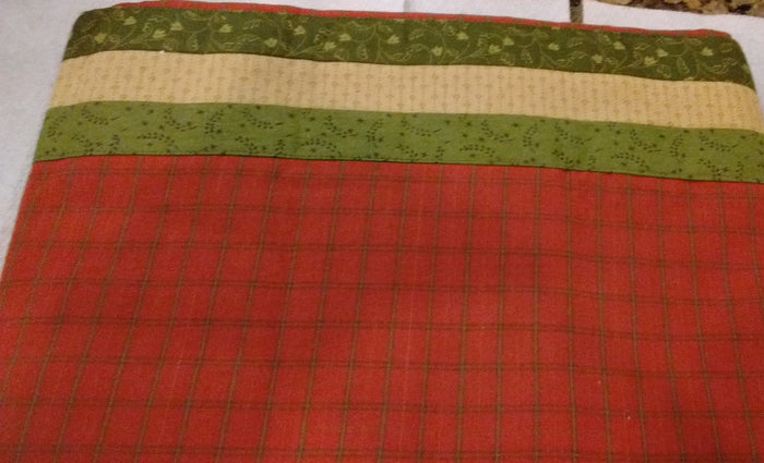 Park Design Honey and Spice Decorative Tablecloth 54 Inches Square - Olde Church Emporium