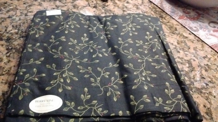 Park Designs - Berry Vine Black Single Round Valance 54 x 22 Inches - Olde Church Emporium