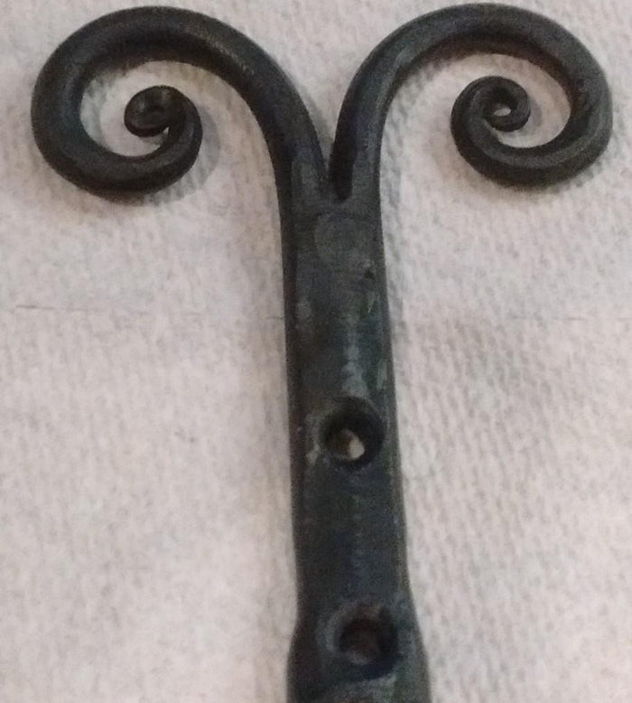 Park Designs - Scroll Single Plate Rack Hand Forged Iron - Olde Church Emporium