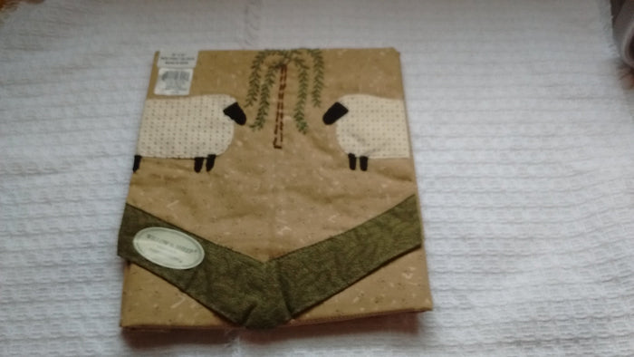 Park Designs - Willow and Sheep Single Point Lined Valance 29 Inches x 22 Inches - Olde Church Emporium