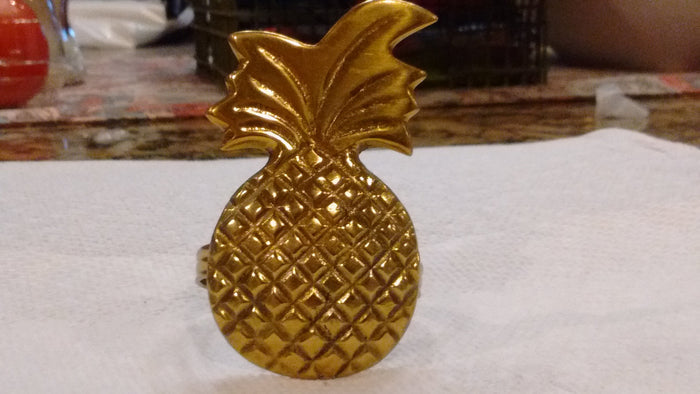 Park Designs Pineapple Antique Brass Napkin Rings Kitchen Dining Napkin Rings - Olde Church Emporium