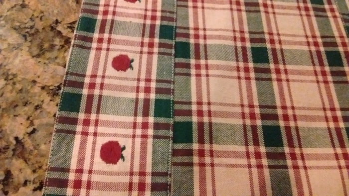 Park Designs Spiced Apple Runners 2 Sizes 13 x 36 or 13 x  54 Inches