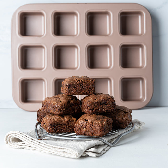 TheMix Shop Bakeware Rose Gold Brownie Pan
