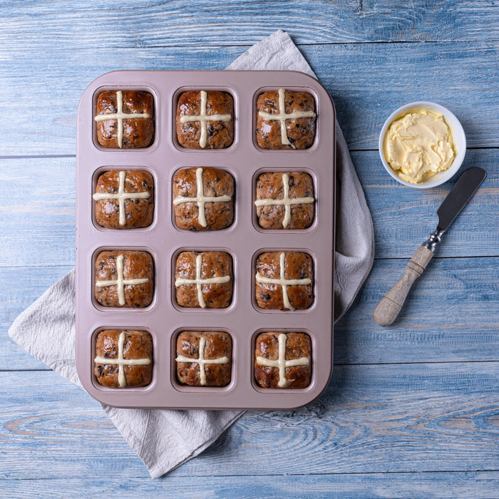 TheMix Shop Bakeware Rose Gold Brownie Pan