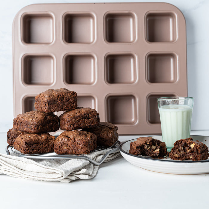 TheMix Shop Bakeware Rose Gold Brownie Pan