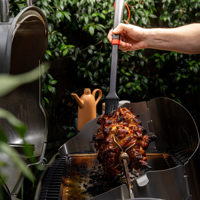 Weber® Q® (G3) Rotisserie Set