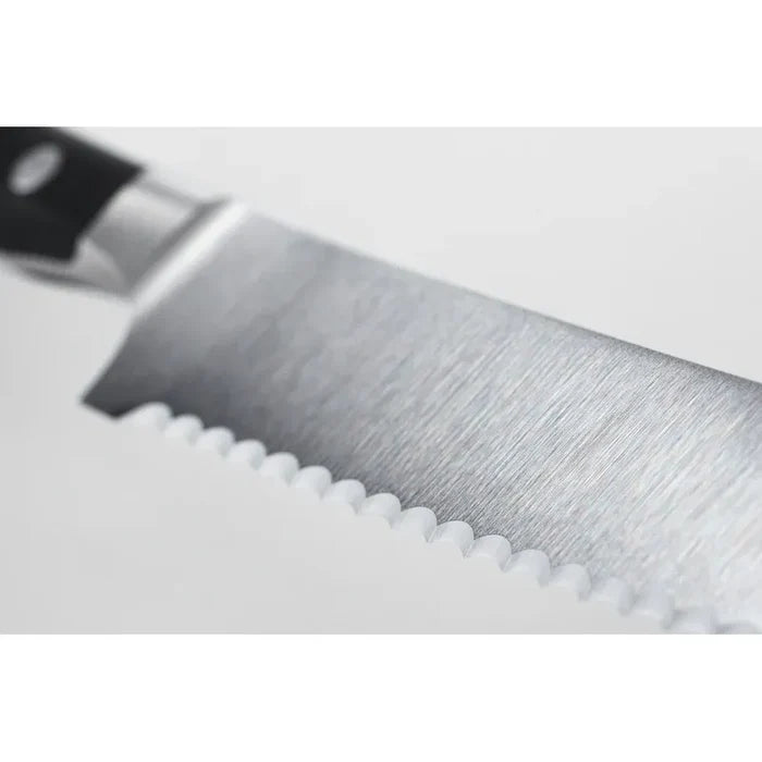 Wusthof Classic Ikon 5"/14cm Serrated Utility- Black